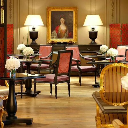 Отель Castille - Starhotels Collezione 5*