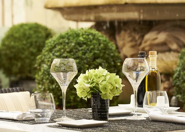 Castille - Starhotels Collezione Hotel