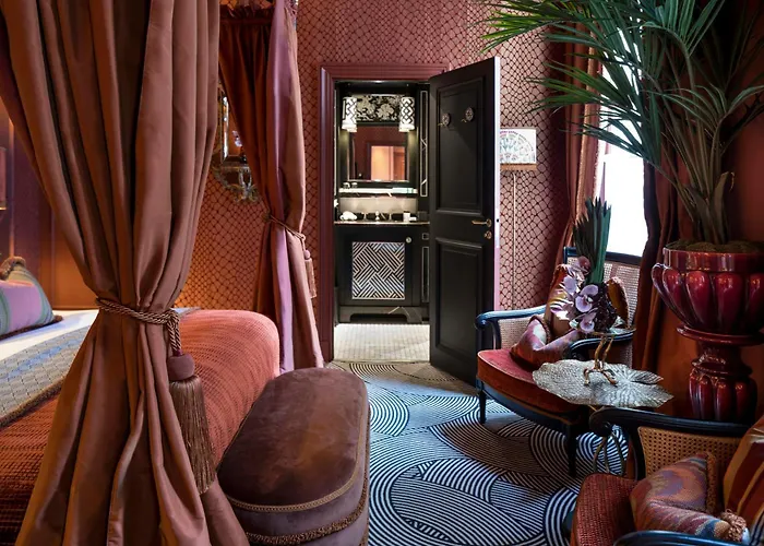 Castille - Starhotels Collezione Hotell 5*