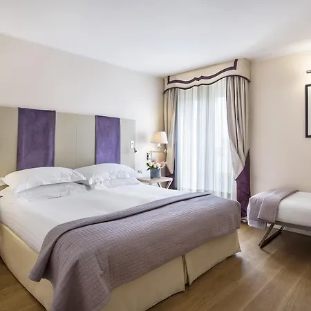 Hotel Castille - Starhotels Collezione 5*
