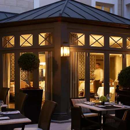 Castille - Starhotels Collezione