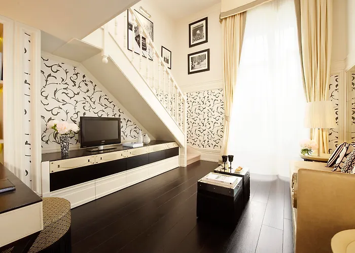 Hotel Castille – Starhotels Collezione