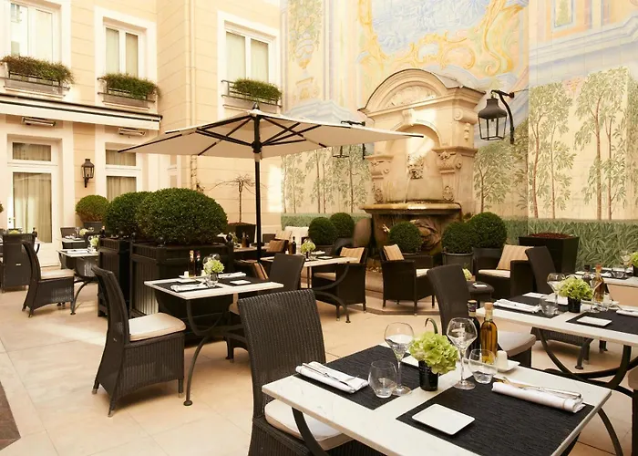 Castille – Starhotels Collezione Hotel 5*