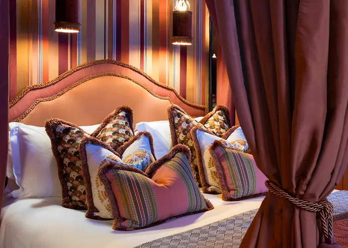 Castille – Starhotels Collezione 5* Parigi